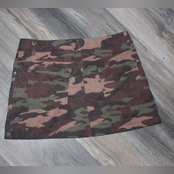 Rue21 Mini Skirt - Picture 4 of 12